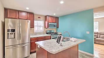 House (2 Bedrooms) | Interior