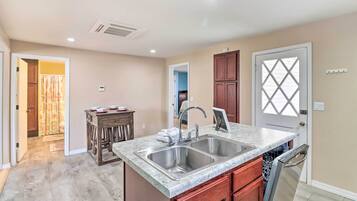 Casa (2 Bedrooms) | Interior