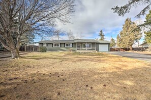 House (3 Bedrooms) | Front of property