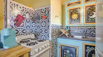 Apartment (1 Bedroom) | Interior