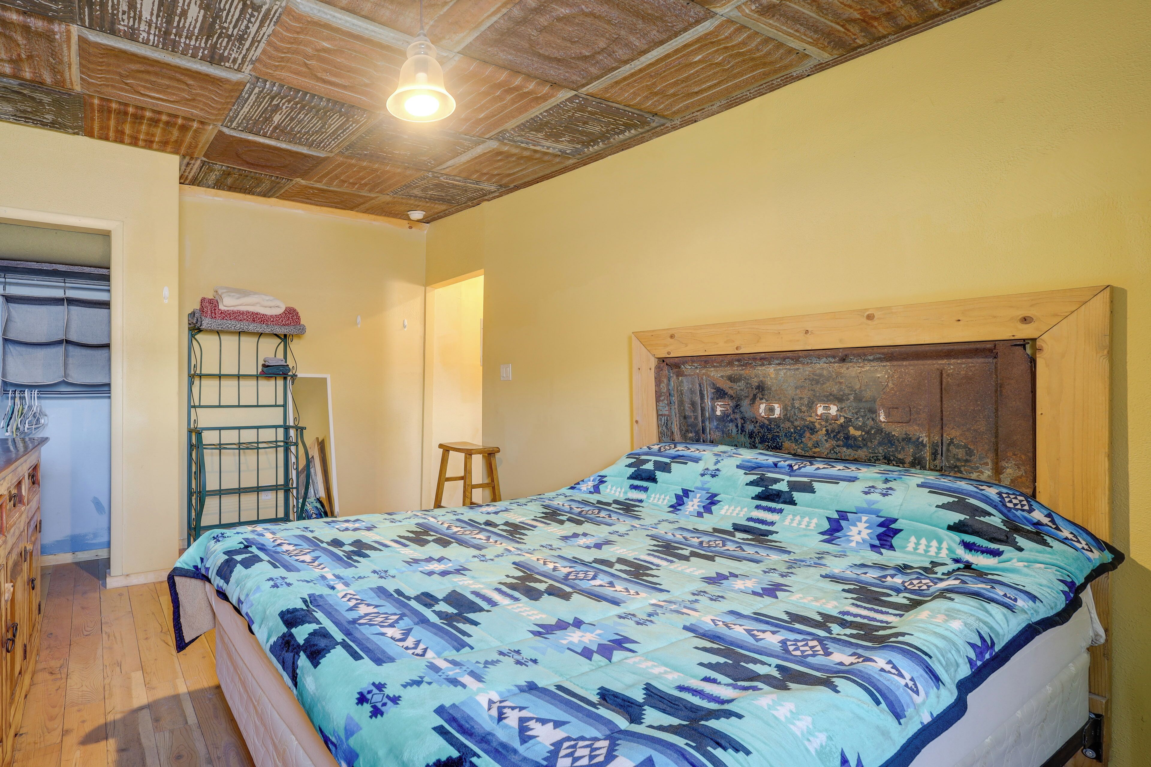 Apartment (1 Bedroom) | Interior