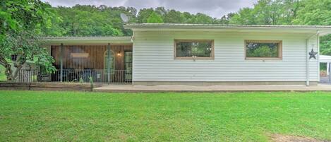 House (2 Bedrooms) | Exterior