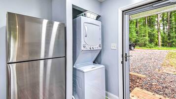 Cottage (2 Bedrooms) | Interior