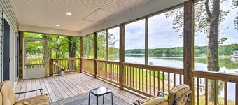 Relaxing Riverfront Cottage w/ Boat Dock!