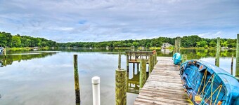 Relaxing Riverfront Cottage w/ Boat Dock!