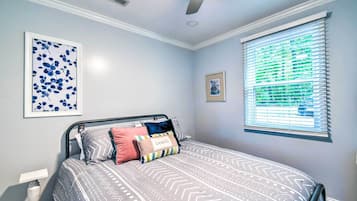 Cottage (2 Bedrooms) | Interior