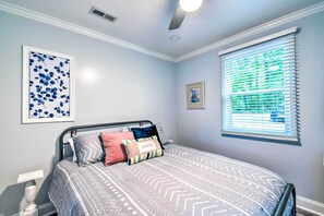 Cottage (2 Bedrooms) | Interior