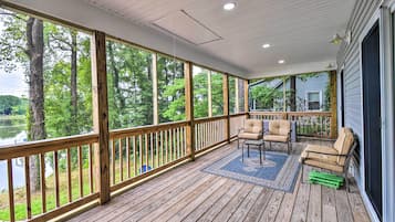 Cottage (2 Bedrooms) | Interior