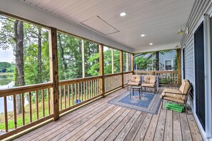 Mökki (2 Bedrooms) | Sisätilat