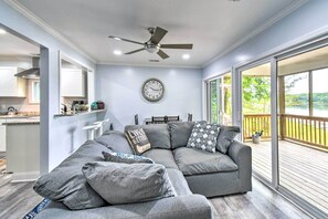 Cottage (2 Bedrooms) | Interior