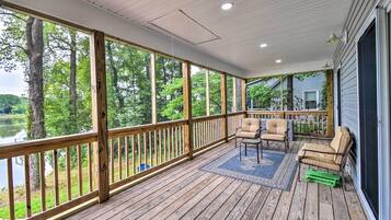 Cottage (2 Bedrooms) | Interior