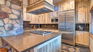 Rumah (4 Bedrooms) | Interior