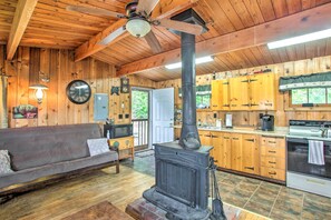 House (1 Bedroom) | Interior