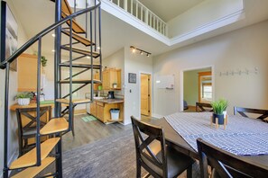 Casa (2 Bedrooms) | Interior