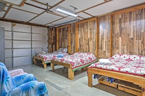 Interior - Rustic Taswell Cabin: Grill + Walk to Patoka Lake! (Taswell)