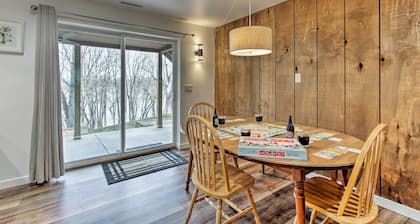 'riversong' Waterfront La Crosse Home w/ Dock