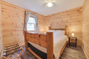 Cottage (2 Bedrooms) | Interior