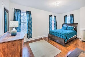 House (4 Bedrooms) | Interior - Roomy Lancaster Home: Walk to Dtwn & Hospital (Lancaster)