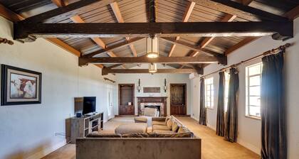 Secluded Ranch w/ Courtyard ~ 4 Mi to Odessa!