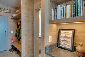 House (1 Bedroom) | Interior