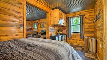 House (1 Bedroom) | Interior