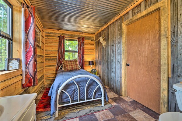 House (1 Bedroom) | Interior