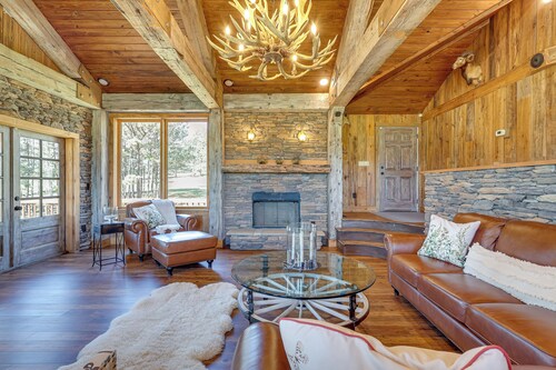 Spacious Alabama Retreat - Deck, Grill & Fire Pit!