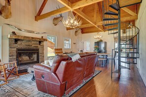 House (3 Bedrooms) | Interior - Spacious Alabama Retreat - Deck, Grill & Fire Pit! (Crane Hill)