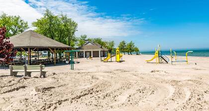 Sodus Point Home - Walkable to Beach!