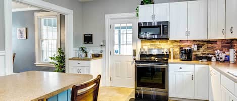 Rumah (4 Bedrooms) | Interior