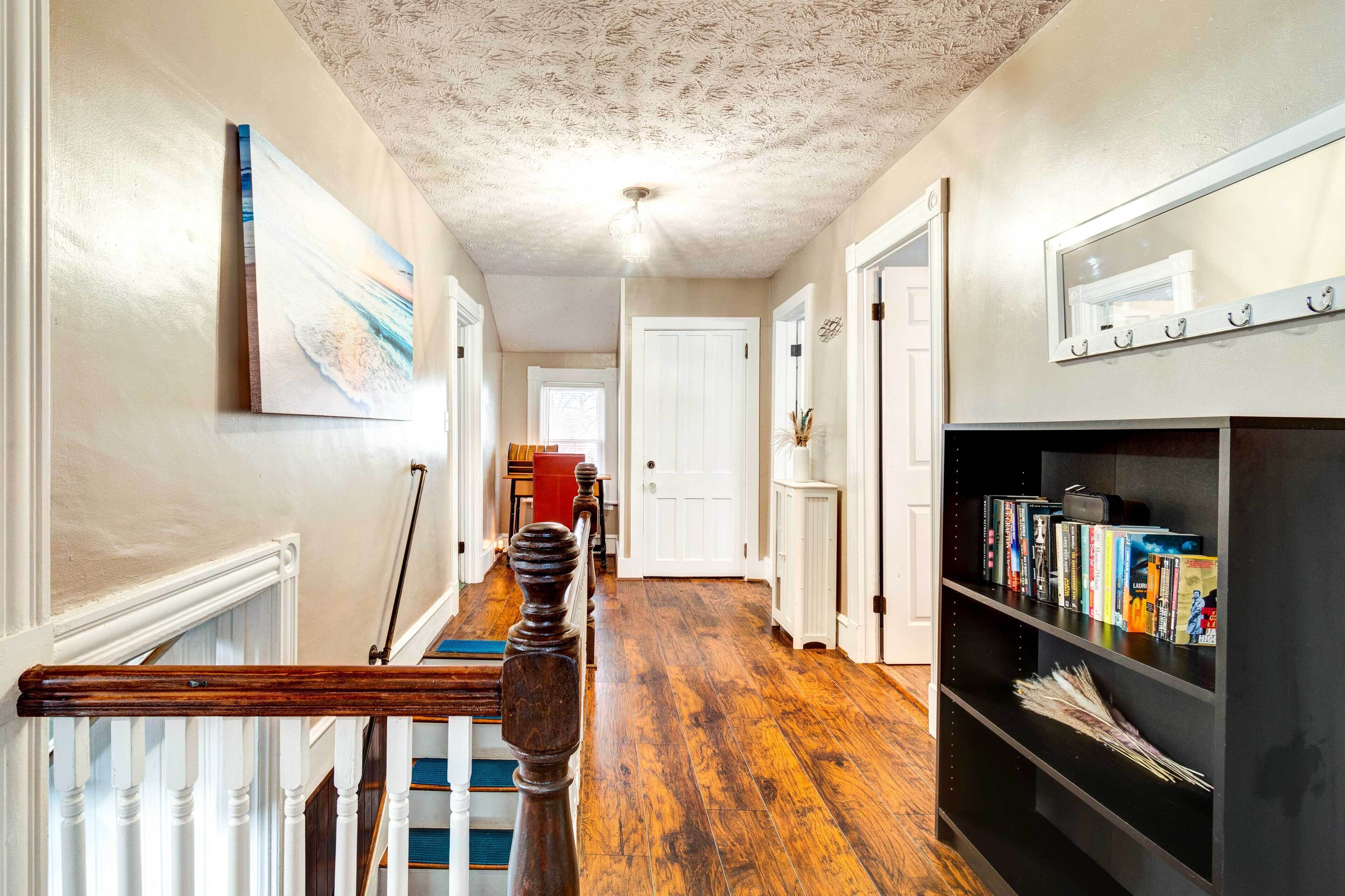 Sodus Point Home - Walkable to Beach!