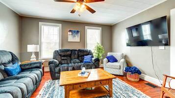 House (4 Bedrooms) | Interior