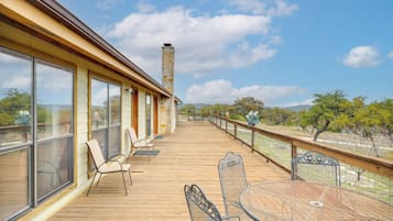 Huis (2 Bedrooms) | Buiten dineren