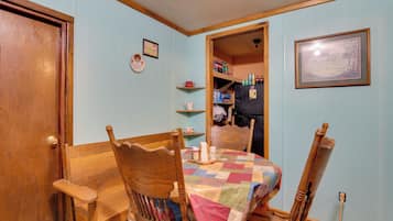 House (1 Bedroom) | Interior