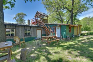 House (1 Bedroom) | Front of property - Serene Green Forest Hideaway w/ Spacious Yard (Green Forest)