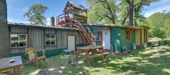 Serene Green Forest Hideaway w/ Spacious Yard