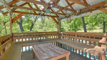 House (1 Bedroom) | Interior