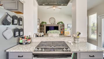 House (3 Bedrooms) | Bahagian dalam