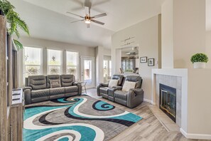 House (3 Bedrooms) | Interior