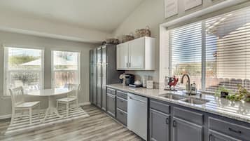 Rumah (3 Bedrooms) | Interior