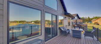 Lakefront Luxury - 1 MI to Buckhorn Boat Landing