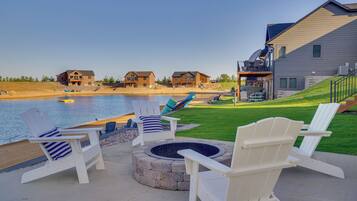 House (6 Bedrooms) | Interior