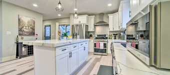 Walk to Main St! Sunny Clawson Home w/ Yard
