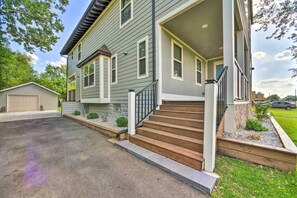 Talo (4 Bedrooms) | Sisätilat