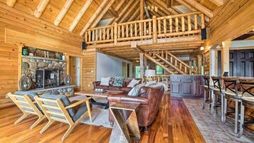 Talo (5 Bedrooms) | Sisätilat