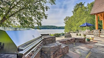 House (5 Bedrooms) | Front of property