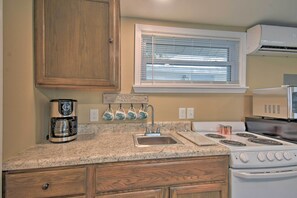 Apartment (0 Bedroom) | Bahagian dalam