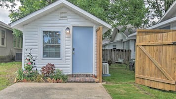 Apartment (0 Bedroom) | Front of property