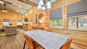 House (1 Bedroom) | Interior