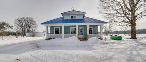 House (3 Bedrooms) | Front of property